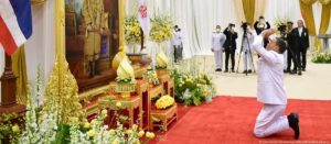 Thai court stops royal insult law reform