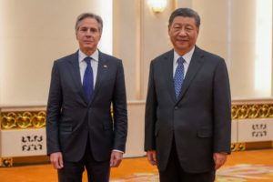 Xi meets Blinken on tough issues